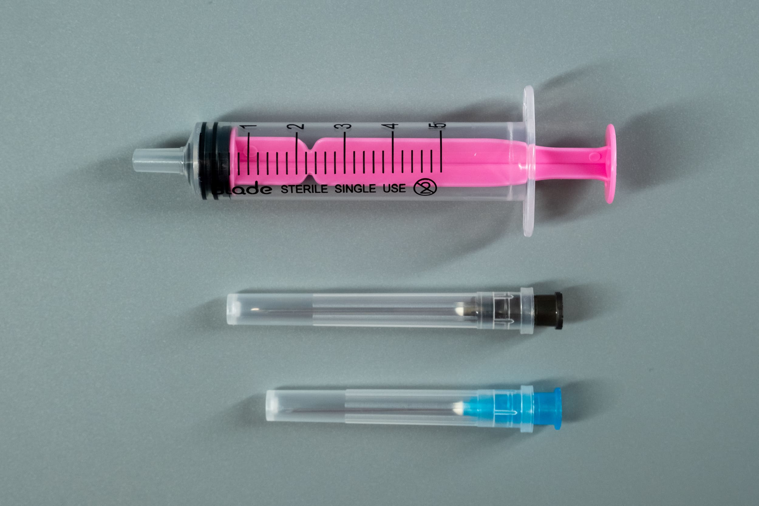 Шприц BLADE Simple 5 мл. 3-ох дві голки (G23*32mm, G22*38mm)